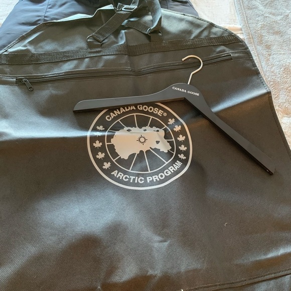 COPY - Canada Goose Kensington Parka  Admiral Blue - Picture 12 of 13